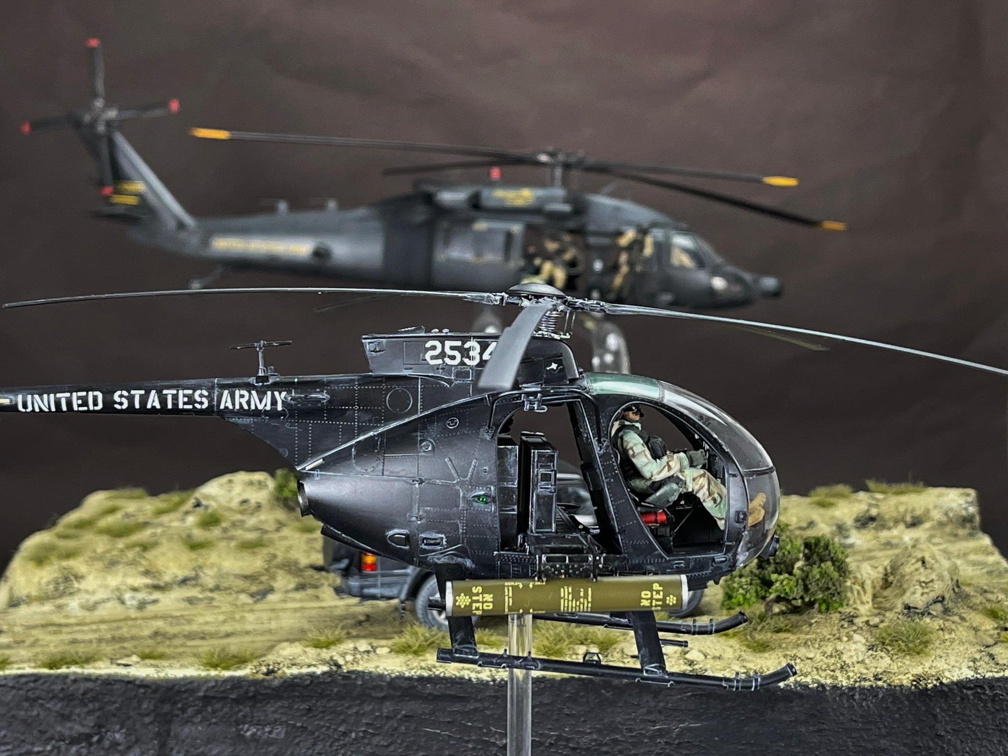 Black Hawk Down Diorama – 1/35 MH-6 Little Bird Helicopter Somalia