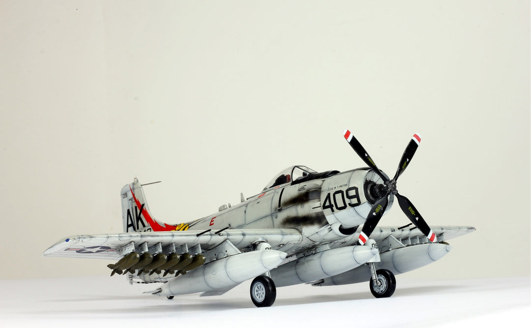 1:48 ProBuilt A-1H Skyraider AK-409 – Vietnam War (Tamiya