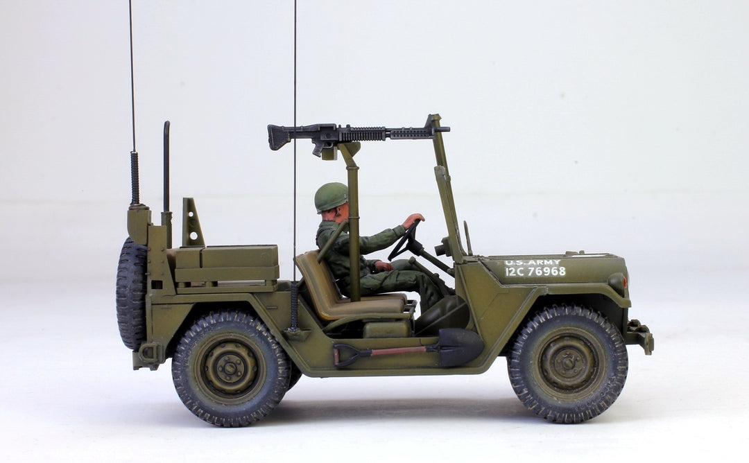 US Utility Truck M151A1 - Machine Gun Jeep - 1/35 Scaled Ratio