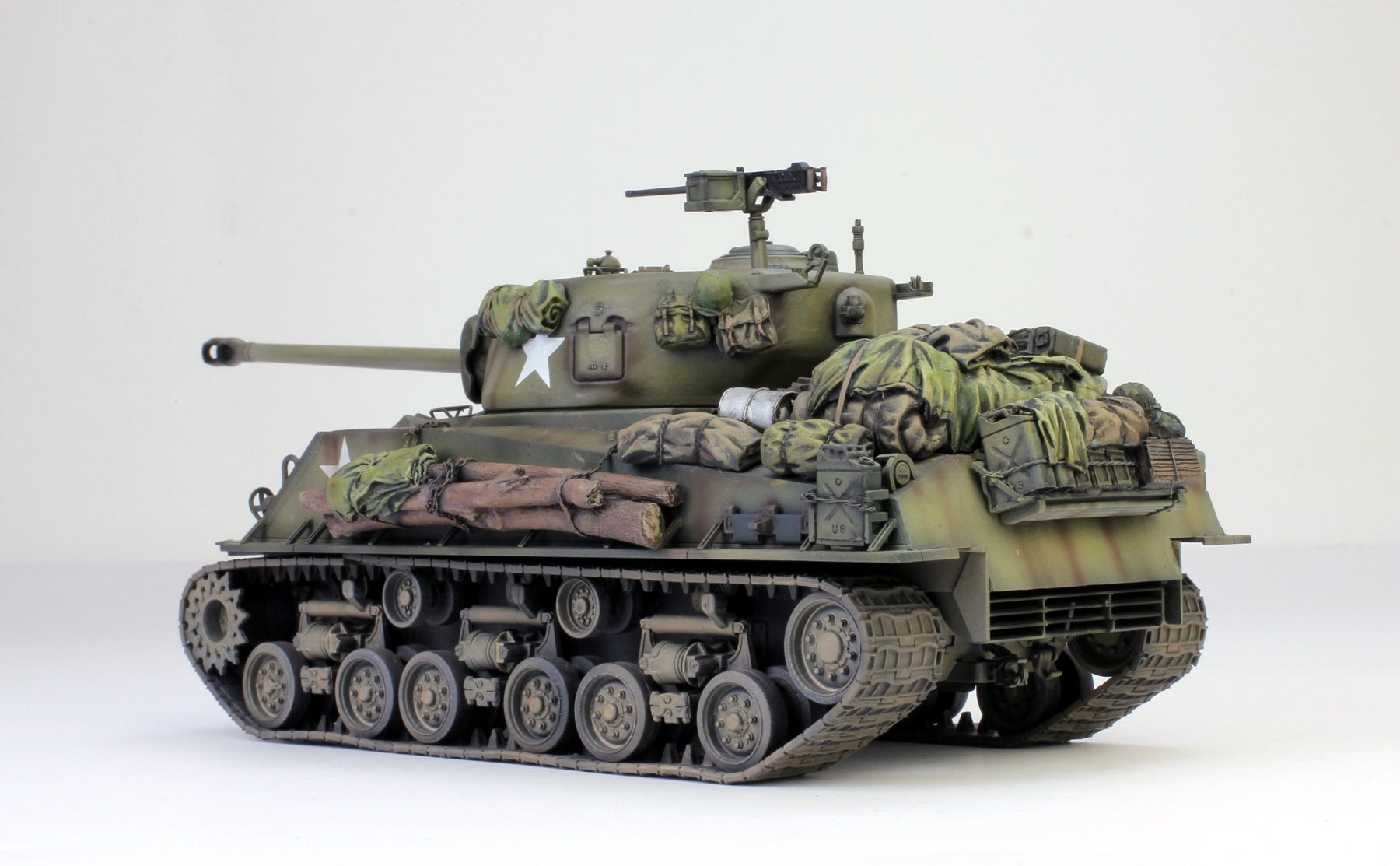Easy Eight Tank ProBuilt Model Easy Eight M4A3E8 Sherman tank, 1/35 Scaled Ratio, Worl ...