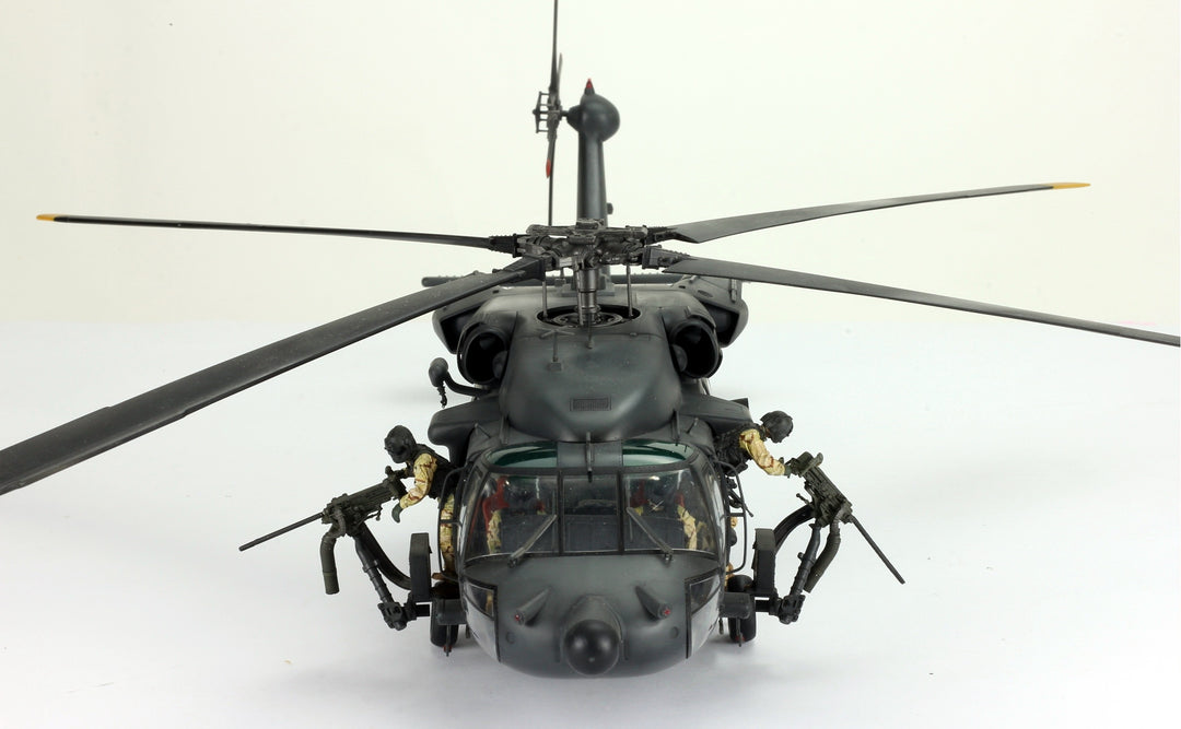 1/35 MH-60L Black Hawk