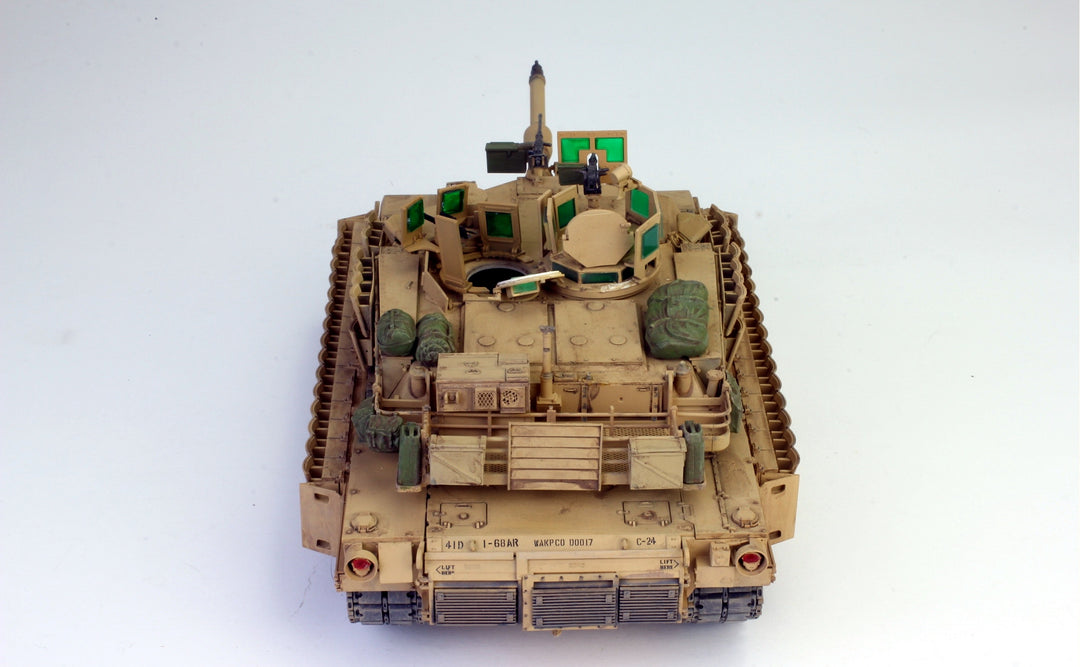 ProBuilt 1:35 US MBT M1A2 SEP Abrams Tusk II 4th Infantry Div