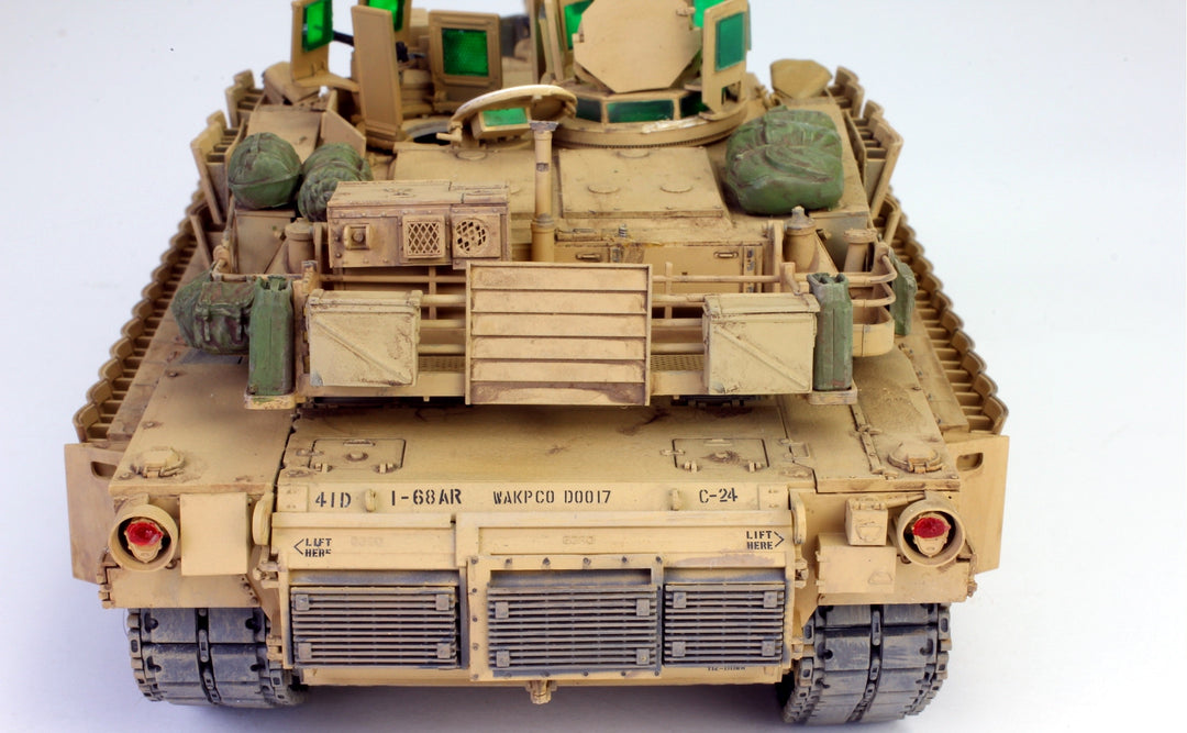 ProBuilt 1:35 US MBT M1A2 SEP Abrams Tusk II 4th Infantry Div