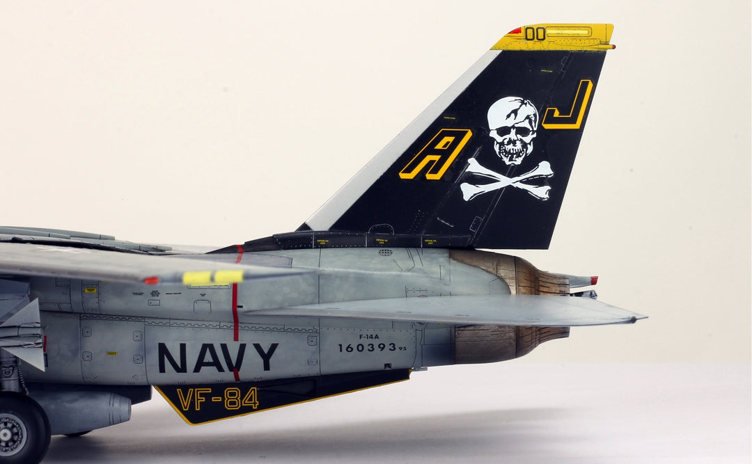 ProBuilt 1:48 F-14A Tomcat “Jolly Roger” US Navy Fighter