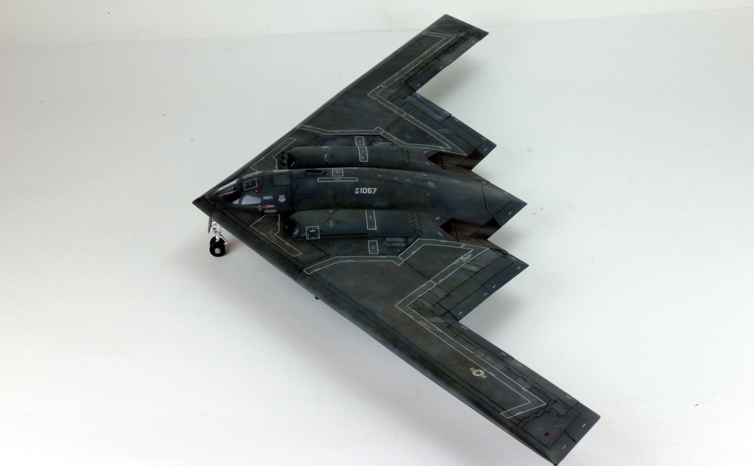 Preorder 1:72 ProBuilt USAF B-2A Spirit Stealth Bomber with GBU-57