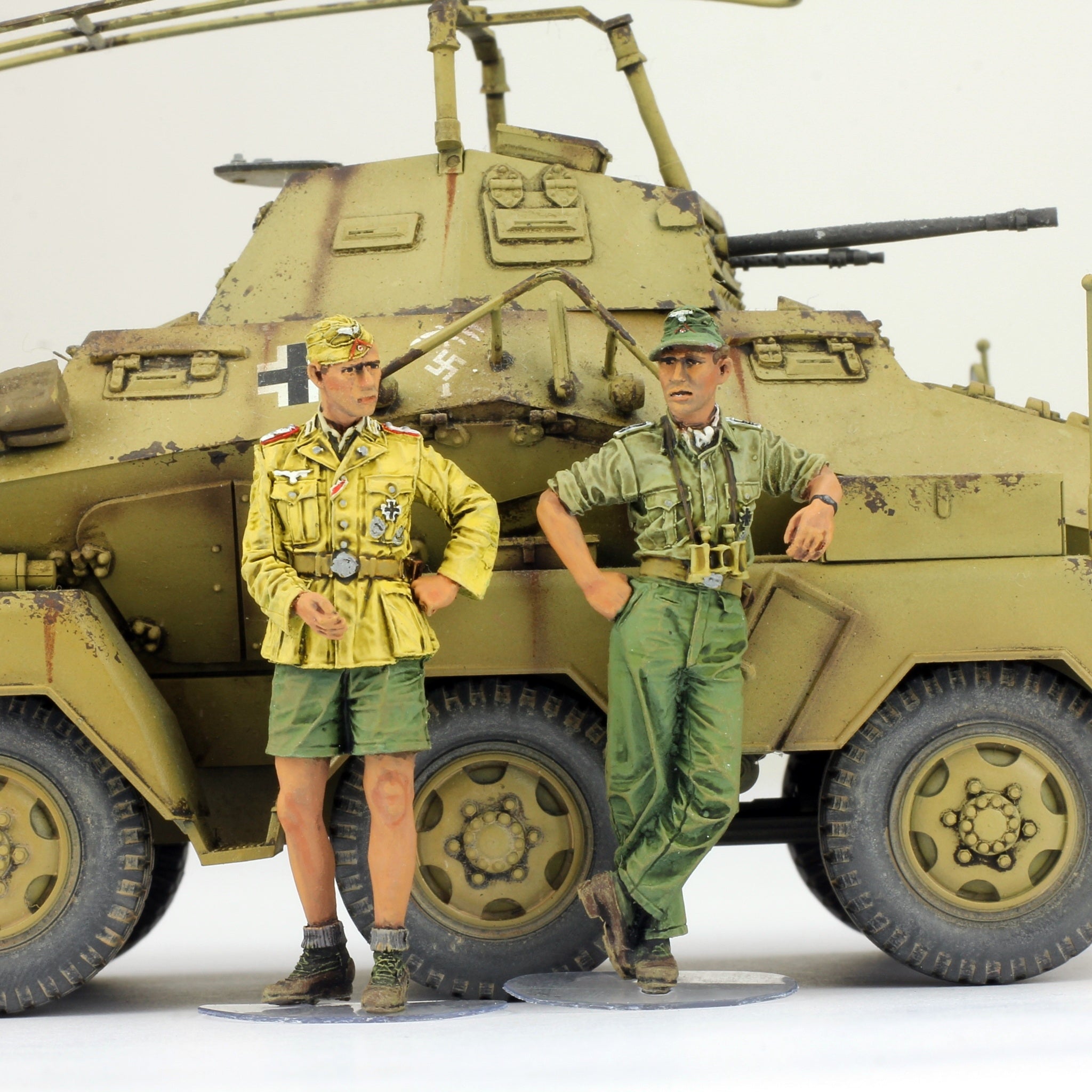 Tank Figure ProPainted 1:35 German Afrika Korps Tank Crew Set (2 Figures) – WW2 Er ...