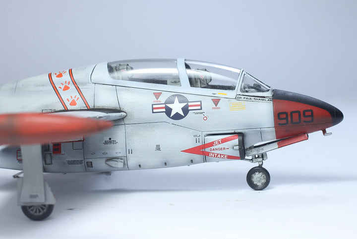 US Navy T-2C Buckeye Training Airplane - 1/72 Scaled Ratio - Made