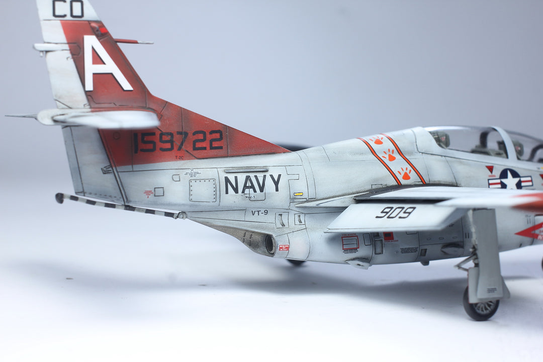 US Navy T-2C Buckeye Training Airplane - 1/72 Scaled Ratio - Made