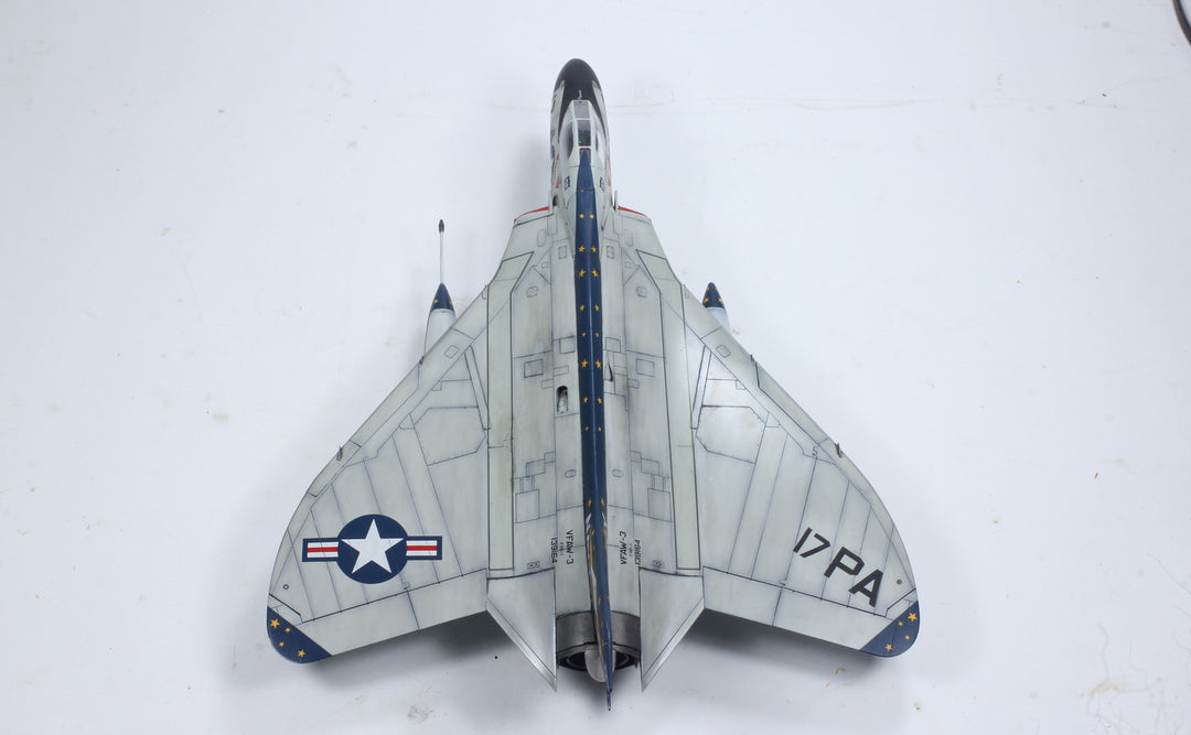 タミヤ 1/48 F4D スカイレイ 完成品 タミヤ 1/48 傑作機シリーズ ダグラス F4D-1 スカイレイ | タミヤ