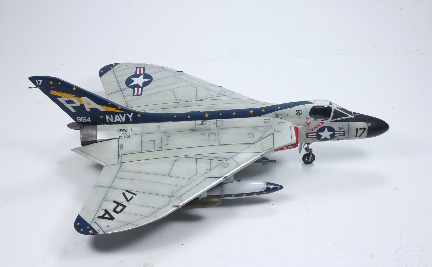 F4d Douglas F4D-1 Skyray - 1/48 Scaled Ratio - Pro Built Model – ProBuiltModel