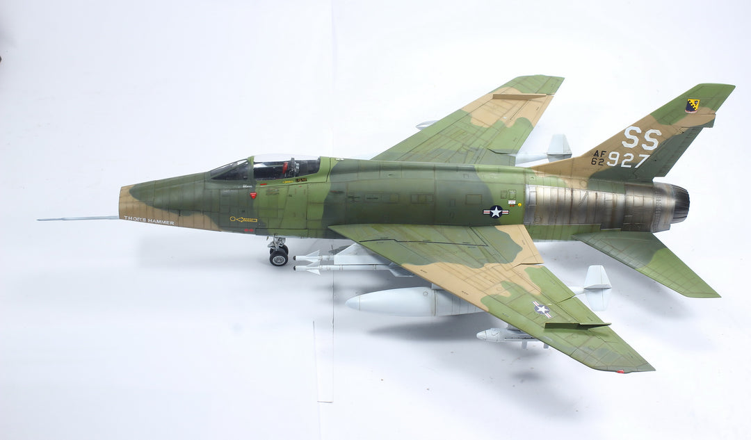 USAF F-100D Super Sabre Vietnam War - 1/32 scale ratio- Original