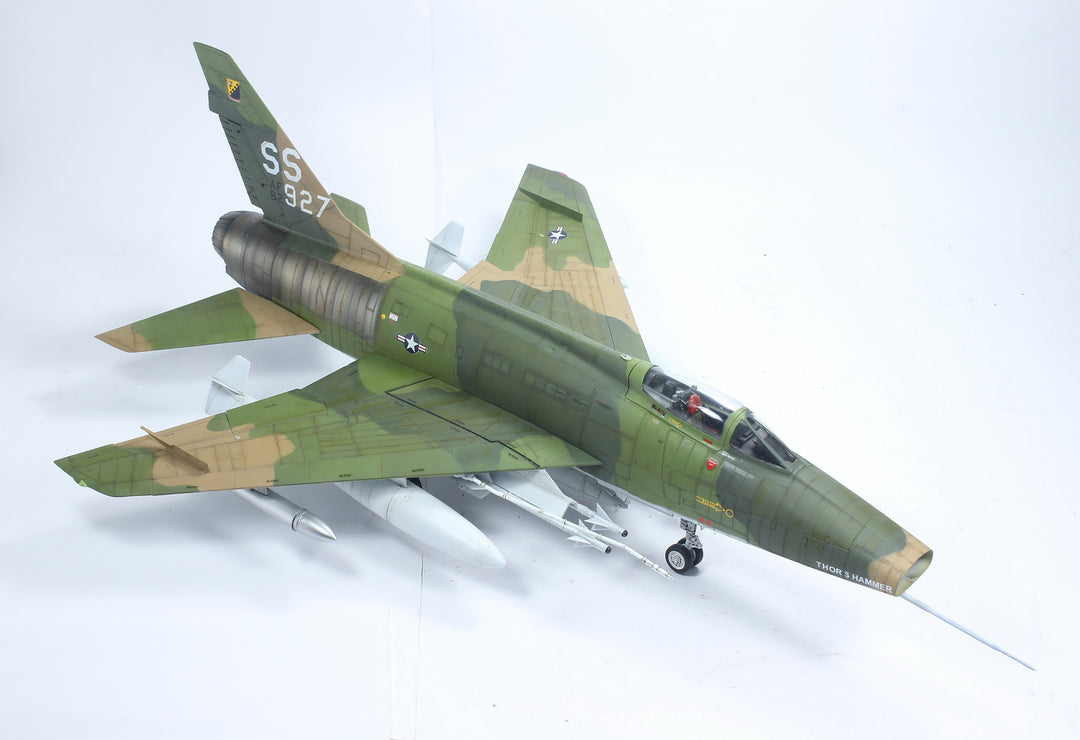 USAF F-100D Super Sabre Vietnam War - 1/32 scale ratio- Original
