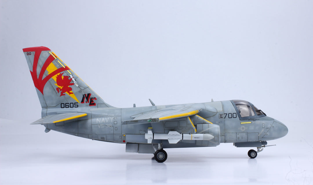 US Navy S3 A/B Viking - 1/48 Scaled Ratio - Kit made by Italeri