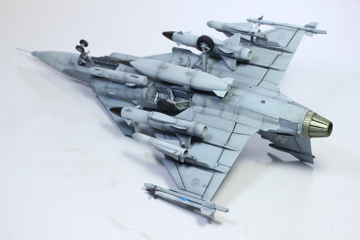 PreOrder 1:48 SAAB JAS 39 A Gripen – Handcrafted Fighter Jet Model