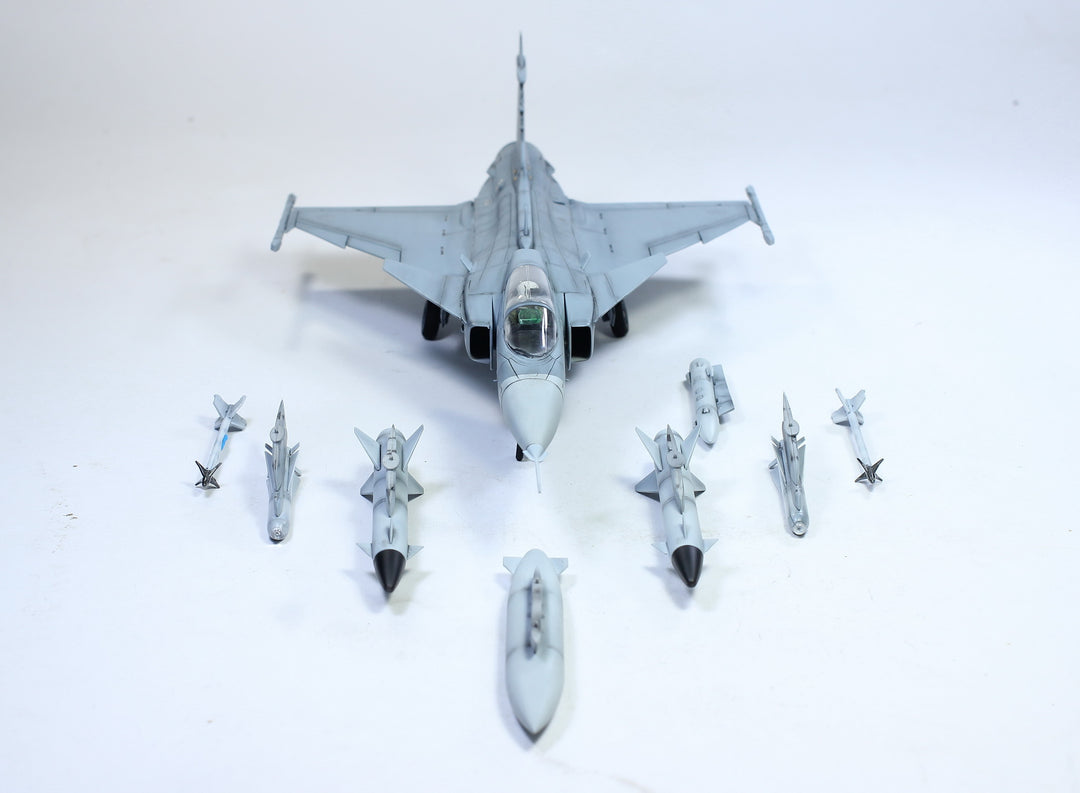 PreOrder 1:48 SAAB JAS 39 A Gripen – Handcrafted Fighter Jet Model
