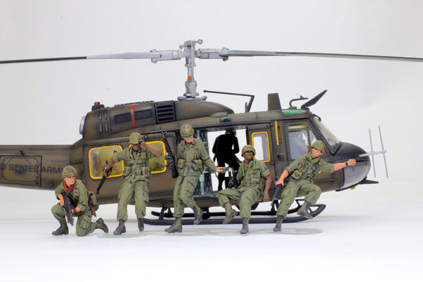 US UH-1 Huey Helicopter Jumpers (05 figures), 1/35 Scaled Ratio, Vietnam War