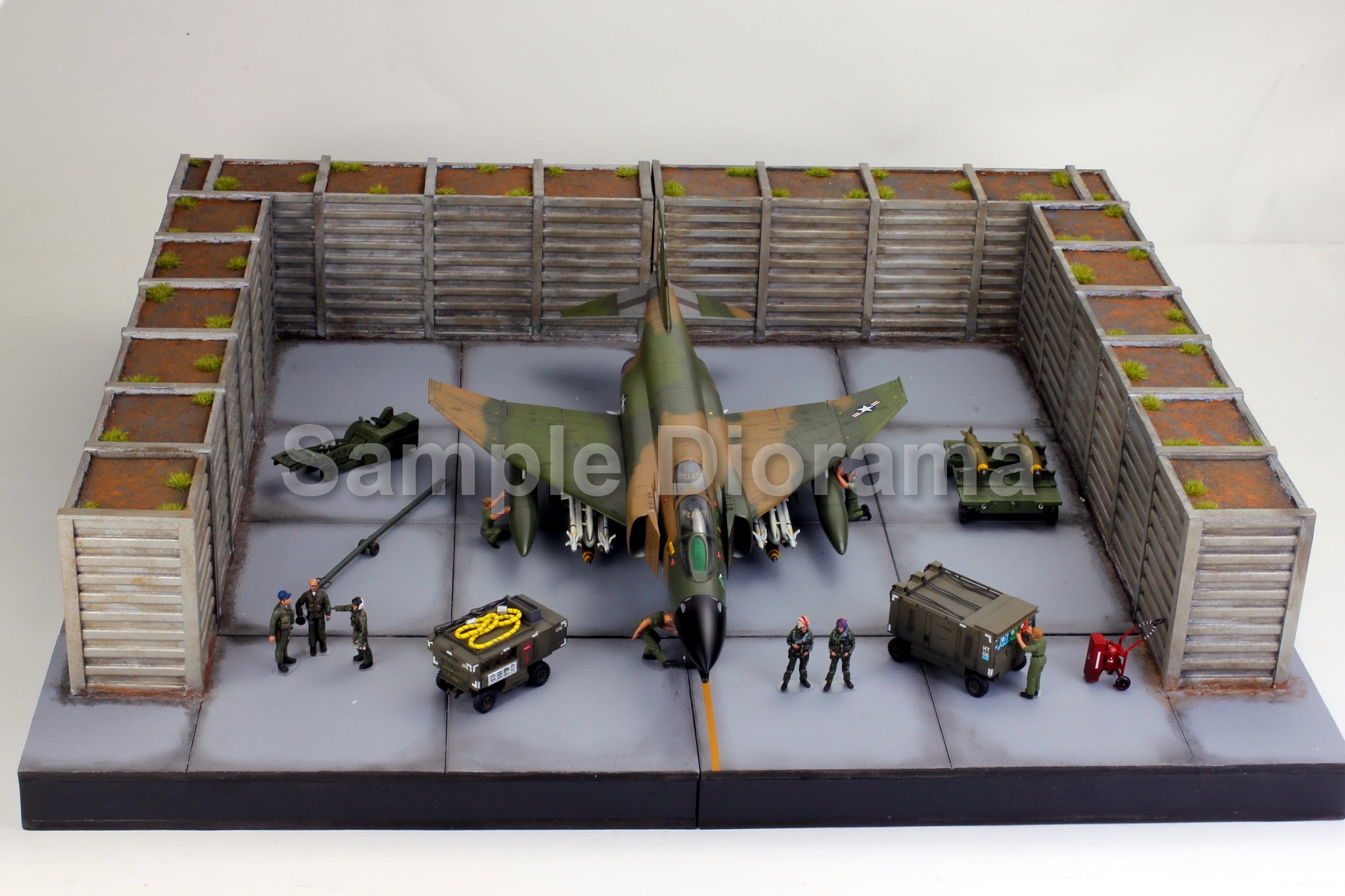 Model Raf Base USAF Airfield with steel revetment wall diorama - Airfield Revetment ...