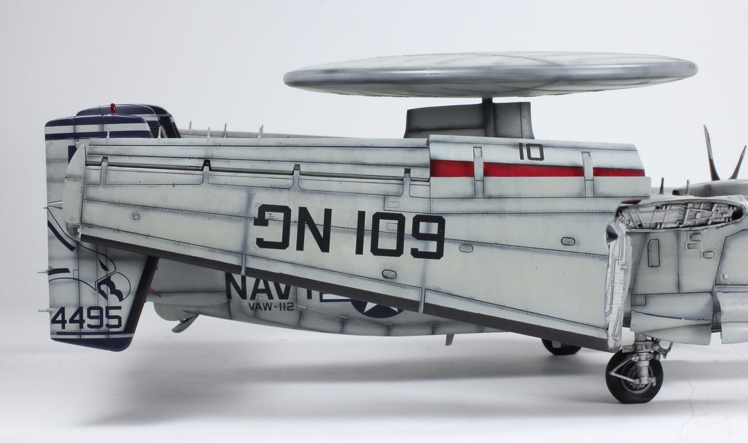 US Navy E-2C Hawkeye (Folded wings) - 1/48 Scaled Ratio Pro Built
